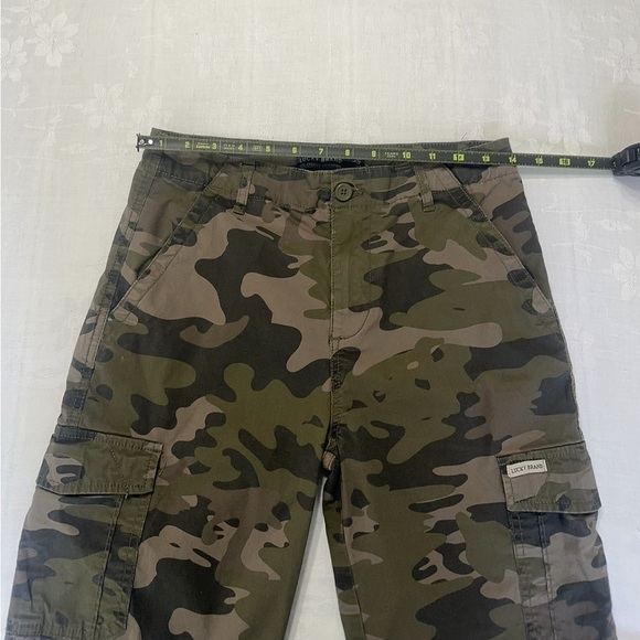 Lucky Brand Shorts Boys L 14/16 Green Cargo Camo Adjustable Hunting Youth Kids - Picture 4 of 5